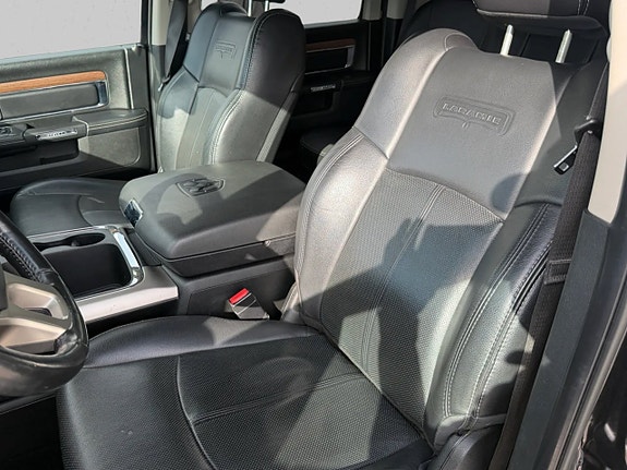Dodge RAM 1500 12 of 15