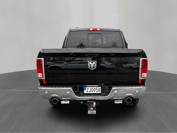 Dodge RAM 1500 3 of 15