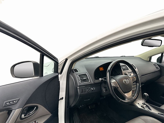Toyota Avensis 16 of 30
