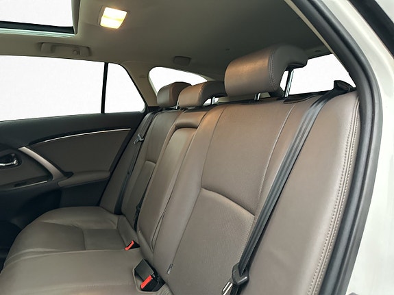 Toyota Avensis 21 of 30