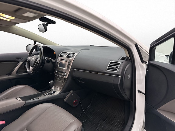Toyota Avensis 20 of 30