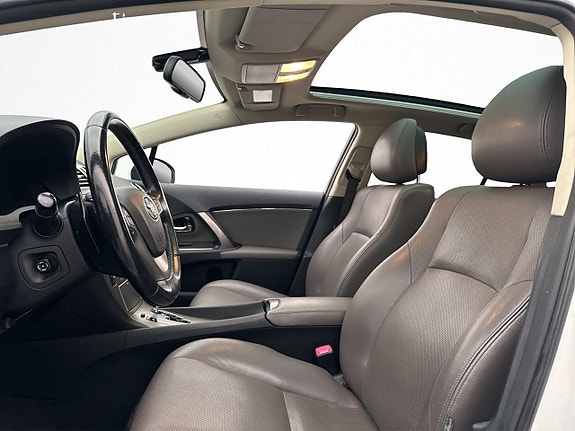 Toyota Avensis 17 of 30