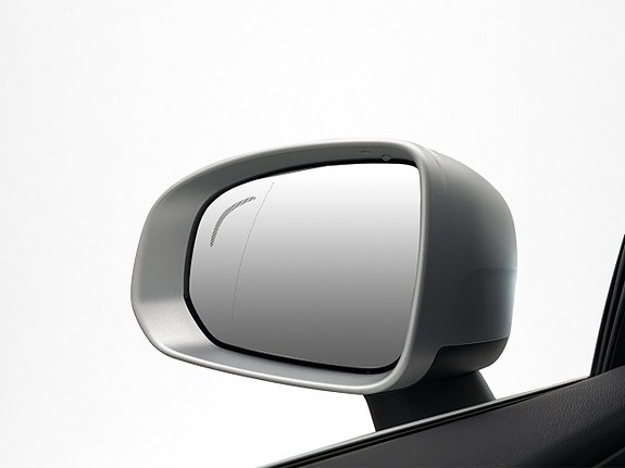 Volvo XC60 12 of 30