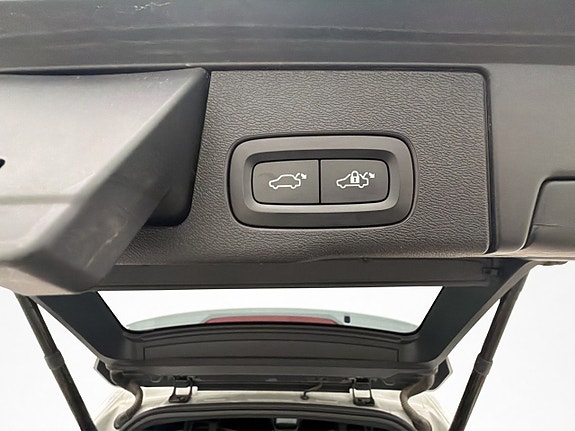 Volvo XC60 21 of 30