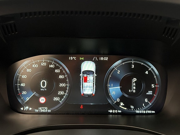 Volvo XC60 24 of 30
