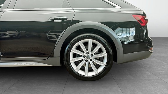 Audi A6 allroad 6 of 12