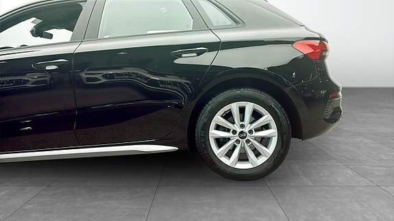 Audi A3 6 of 12