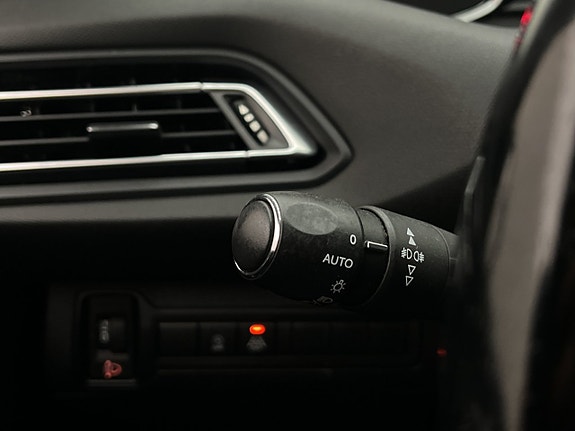 Peugeot 308 SW 28 of 29