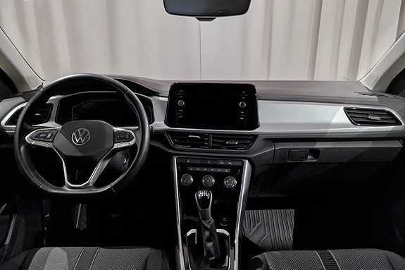 Volkswagen T-Roc 7 of 14