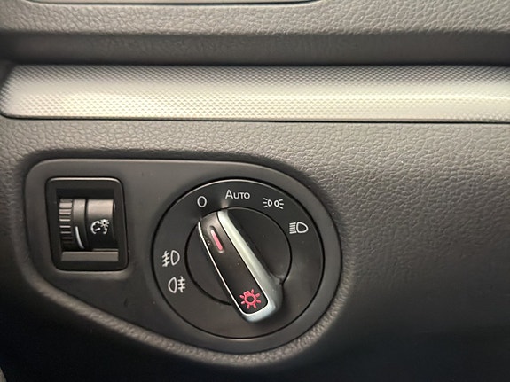 Volkswagen Sharan 30 of 30
