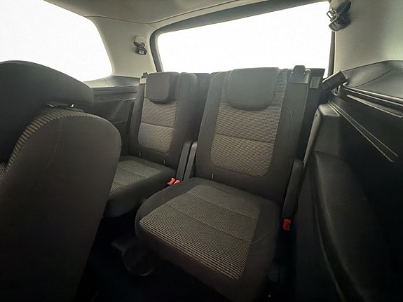 Volkswagen Sharan 18 of 30