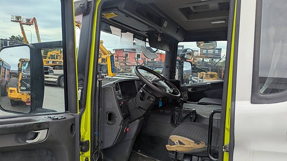 Scania P310 Liftdumper Fina däck Kraftuttag 9 of 12