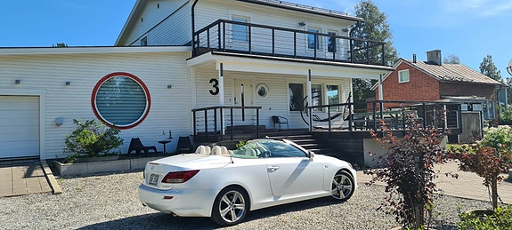 Lexus IS250C 2 of 7