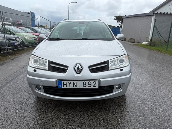 Renault Megane 2 of 28