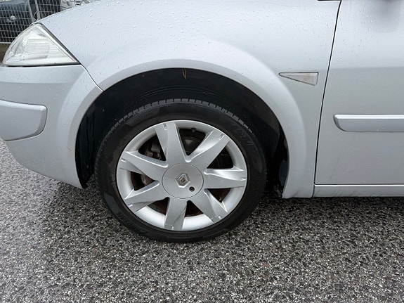 Renault Megane 20 of 28