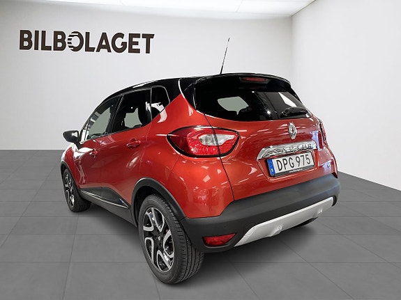Renault Captur 3 of 24