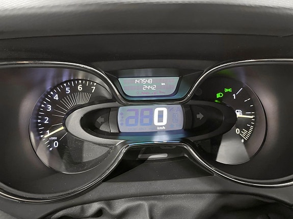 Renault Captur 16 of 24