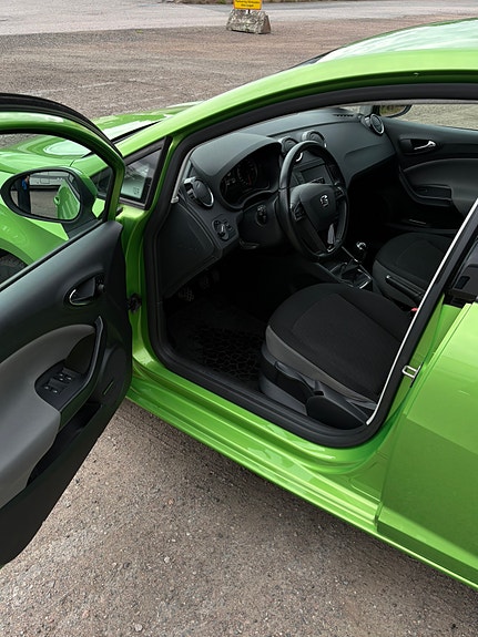 Seat Ibiza 5 of 6