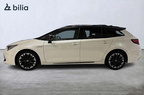 Toyota Corolla 3 of 21