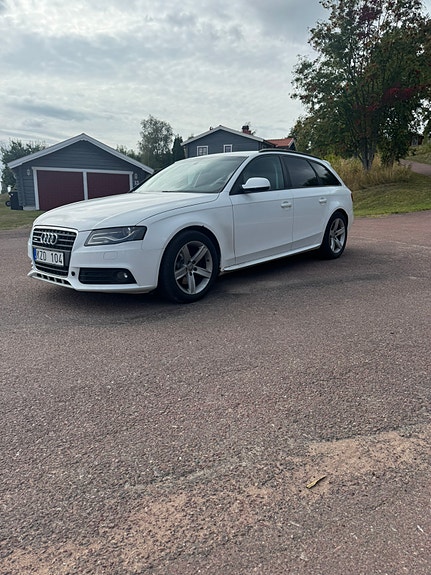 Audi A4 4 of 9