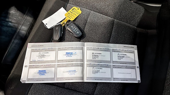 Citroen C4 Cactus 24 of 25