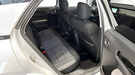 Citroen C4 Cactus 5 of 25