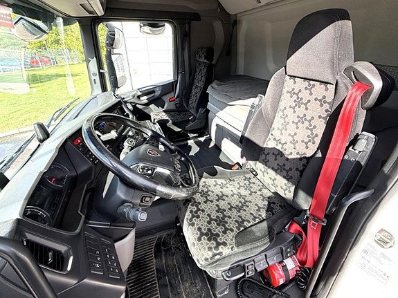 Scania R 450 B6x2*4NB Fjärrbil 5 of 12