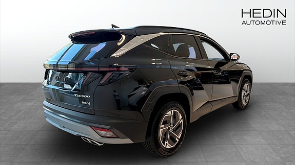Hyundai Tucson 2 of 12
