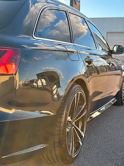 Audi A6 4 of 12