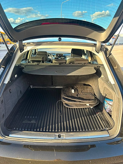 Audi A6 7 of 12