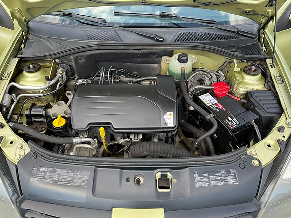 Renault Clio 4 of 12