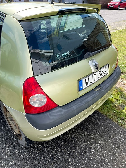 Renault Clio 8 of 12