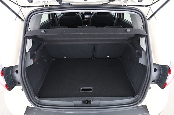 Renault Captur 18 of 30
