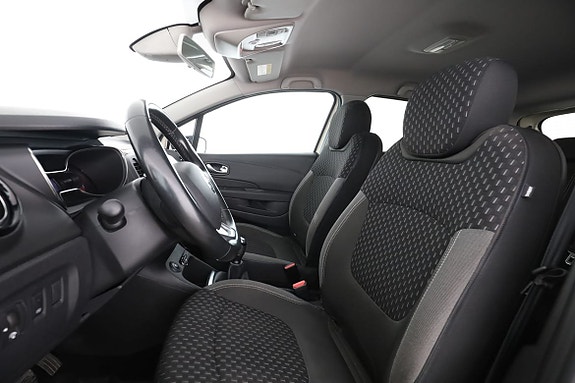 Renault Captur 11 of 30