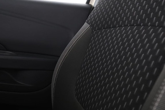 Renault Captur 30 of 30