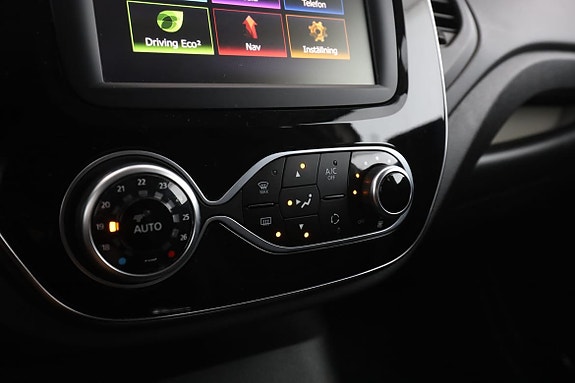 Renault Captur 24 of 30
