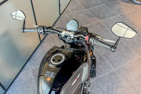 Triumph Trident 660 5 of 5
