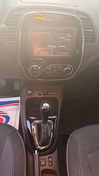 Renault Captur 17 of 18