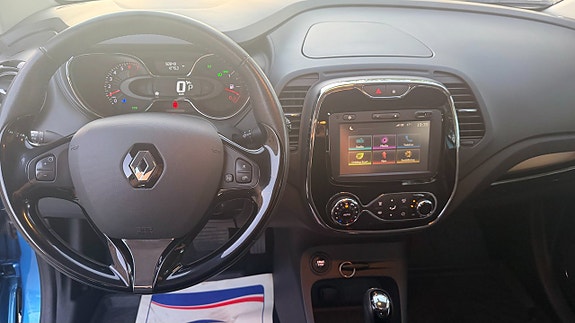 Renault Captur 5 of 18