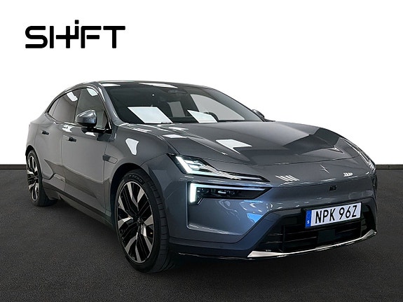 Polestar 4 2 of 19