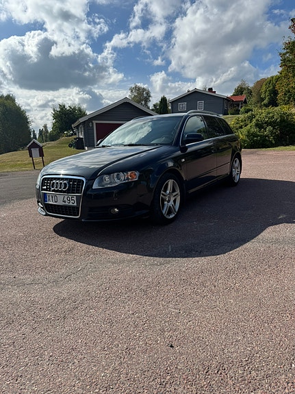 Audi A4 4 of 7