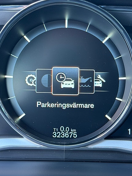 Volvo V60 11 of 15
