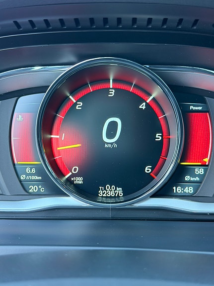 Volvo V60 12 of 15