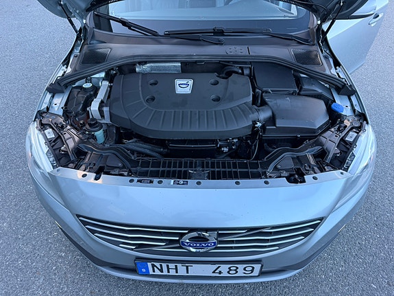 Volvo V60 13 of 15