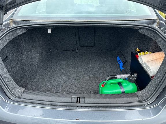 Volkswagen Jetta 6 of 7