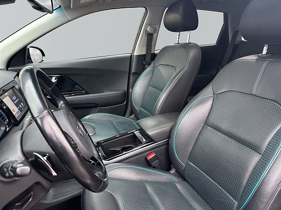 Kia Niro 8 of 15