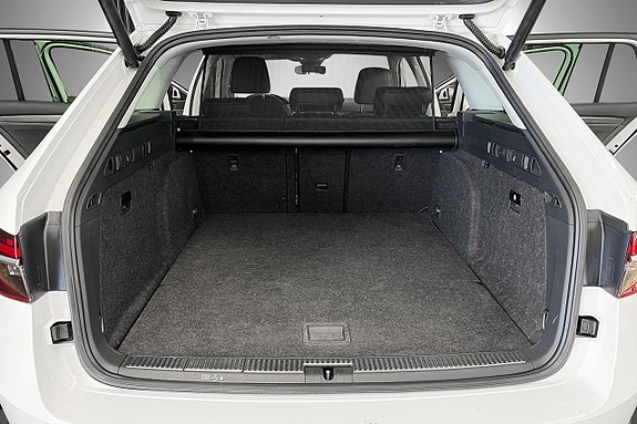 Skoda Superb 10 of 24
