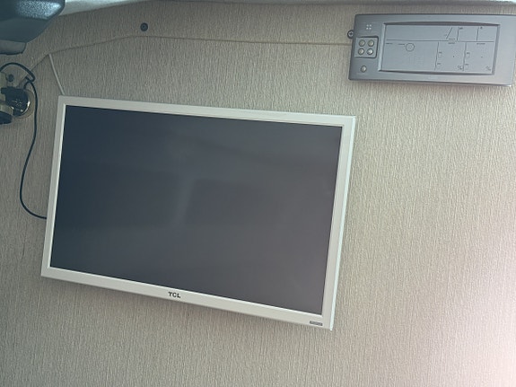 Bayliner 2550 Widebody V8 315 hk – välutrustad – 99 000 kr 17 of 30