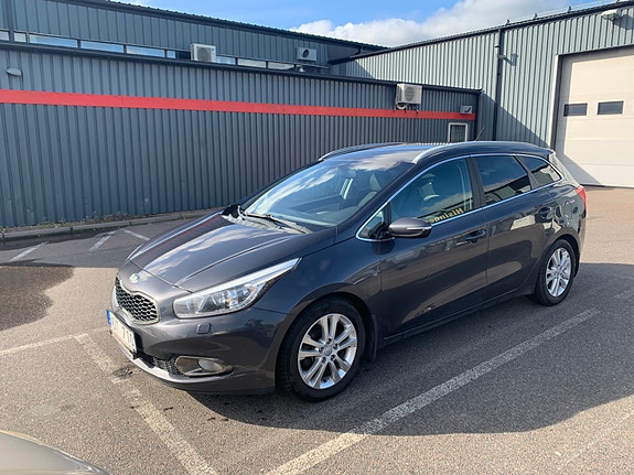 Kia Ceed 2 of 12