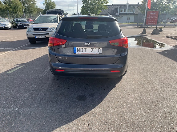 Kia Ceed 7 of 12